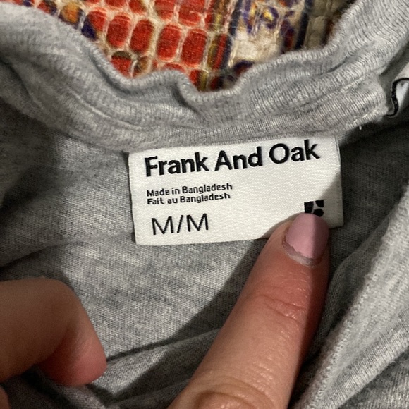 2/$20 FRANK AND OAK TSHIRTS - Picture 3 of 4